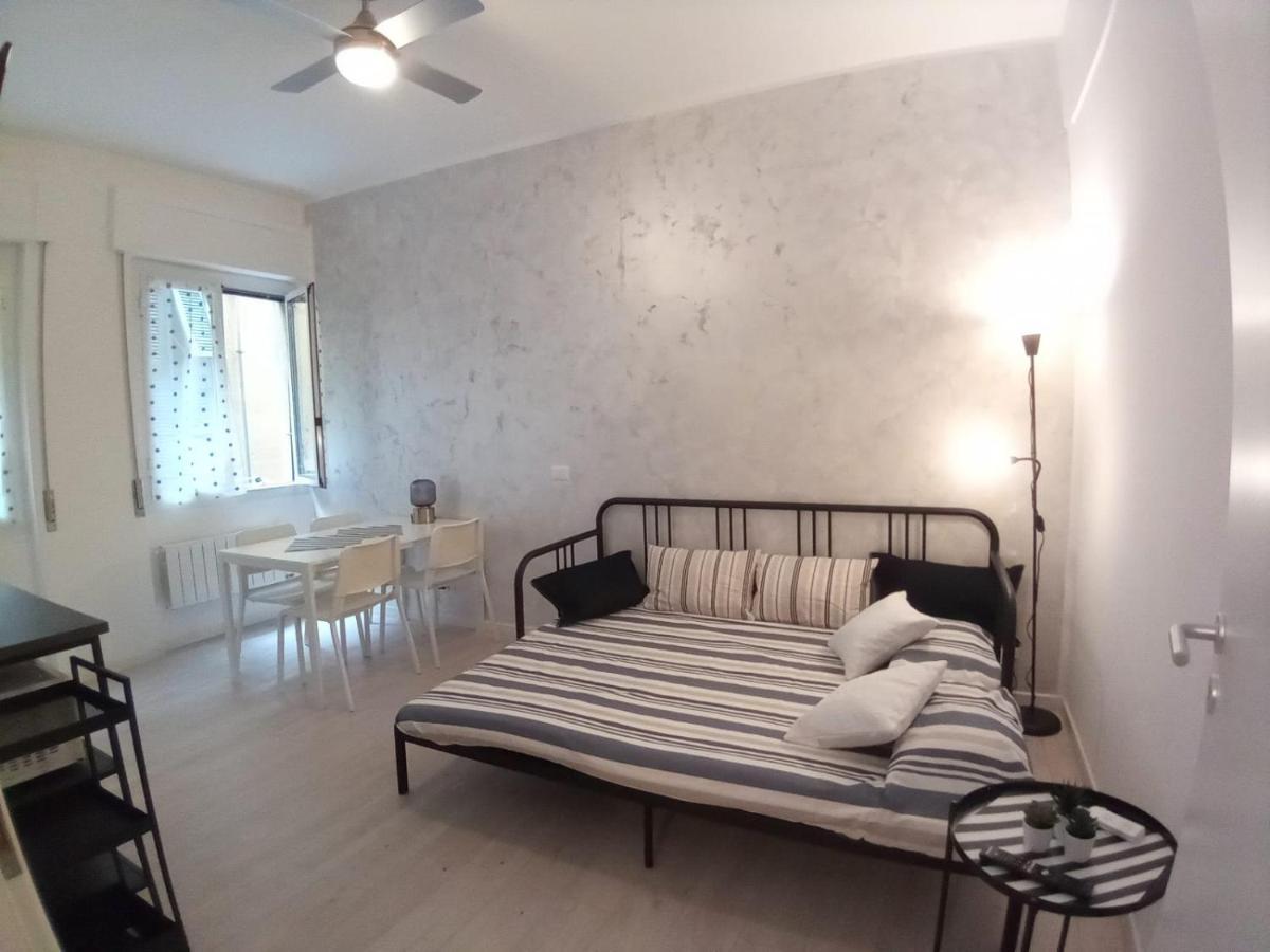 Apt Aquarium Apartment Генуа Екстериор снимка